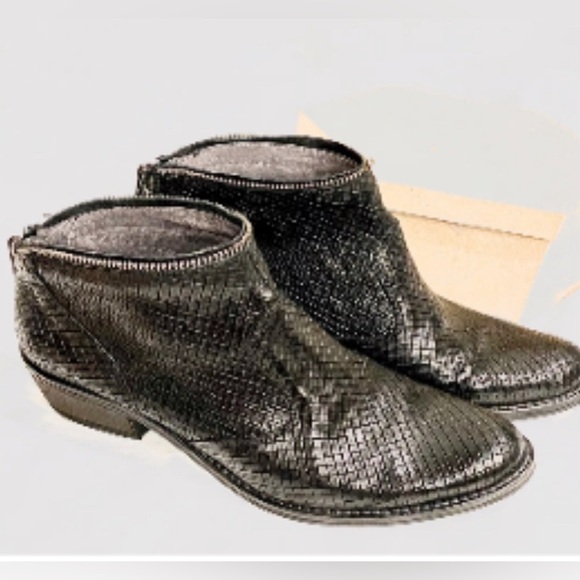 Kanna Women's Kelly Booties Size 8 Black Leather Zipper Trim Western Boho - Picture 2 of 8